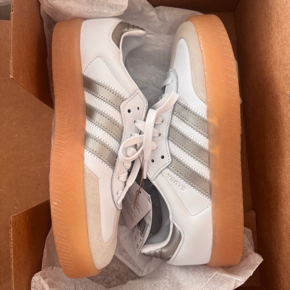 adidas Shoes - Adidas Sambas